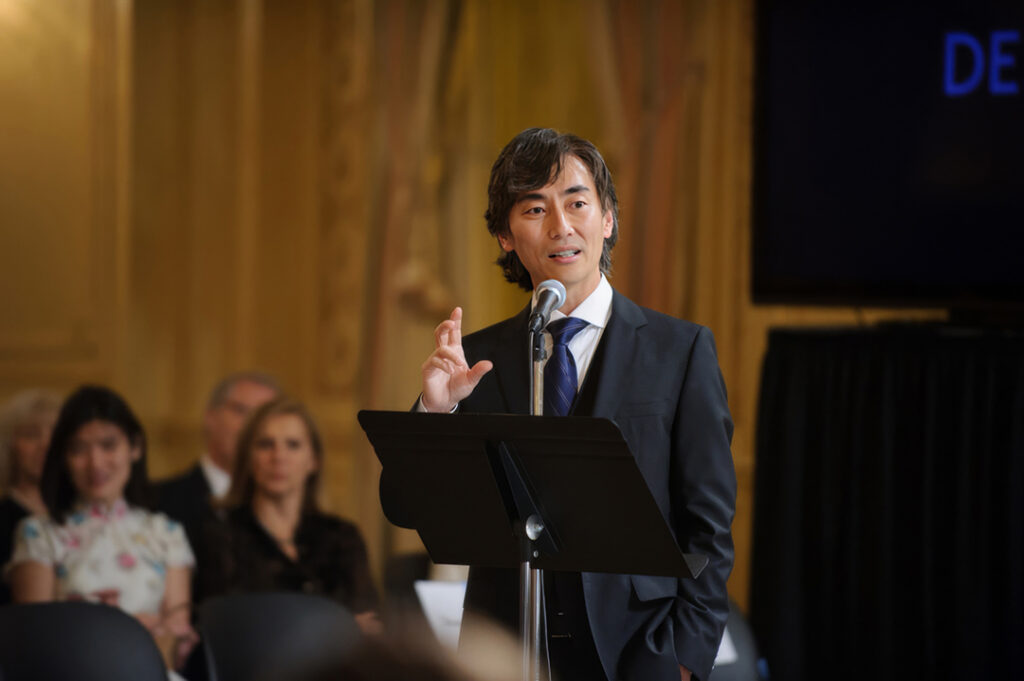 Dr. Michael Byun has earned recognition across regional publications, including being named a <i>Chicago Magazine</i> Beauty Guru and a Noteworthy Doctor by Hinsdale Magazine Group.  