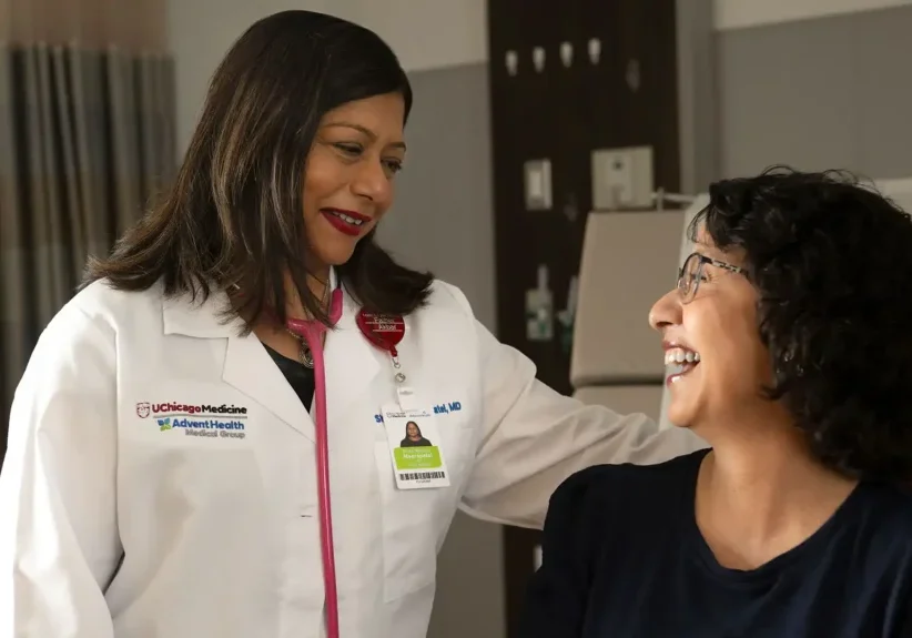 Dr.-Shakilabanu-Meerapatel-with-female-patient2-smaller