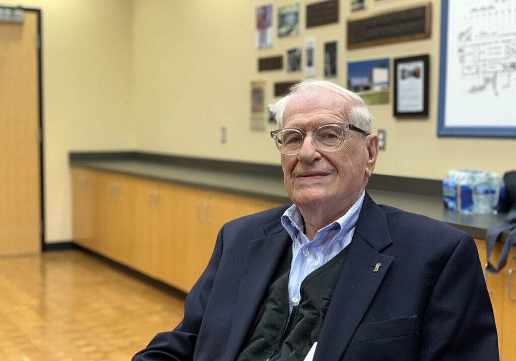 Eric-Blaustein_2-USE-THIS-PHOTO-Have-approval